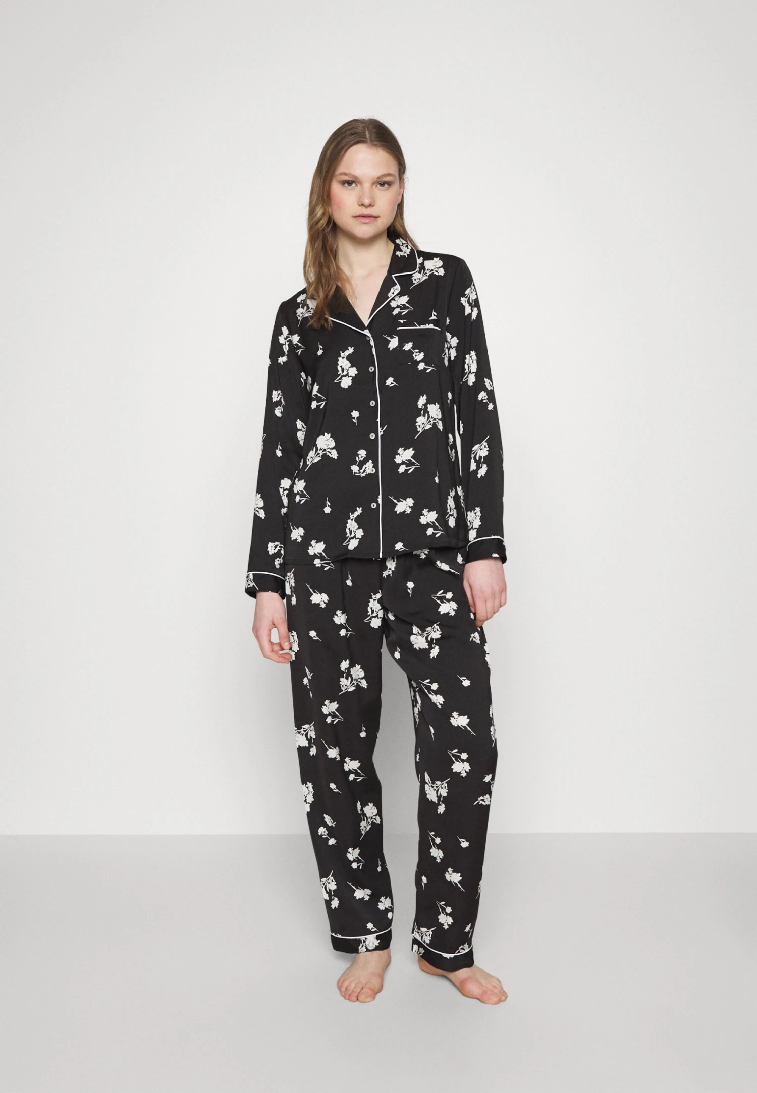 Anna Field Set - Pijama - Black/Offwhite 1 Anna Field Set - Pijama - Black/Offwhite