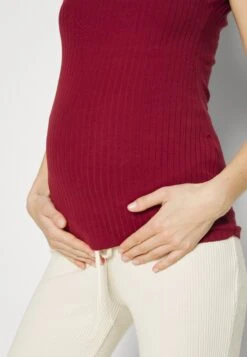 Camiseta Básica - Dark Red -Anna Field Ventas 18cce2f6233a42c6bffc54756d404995