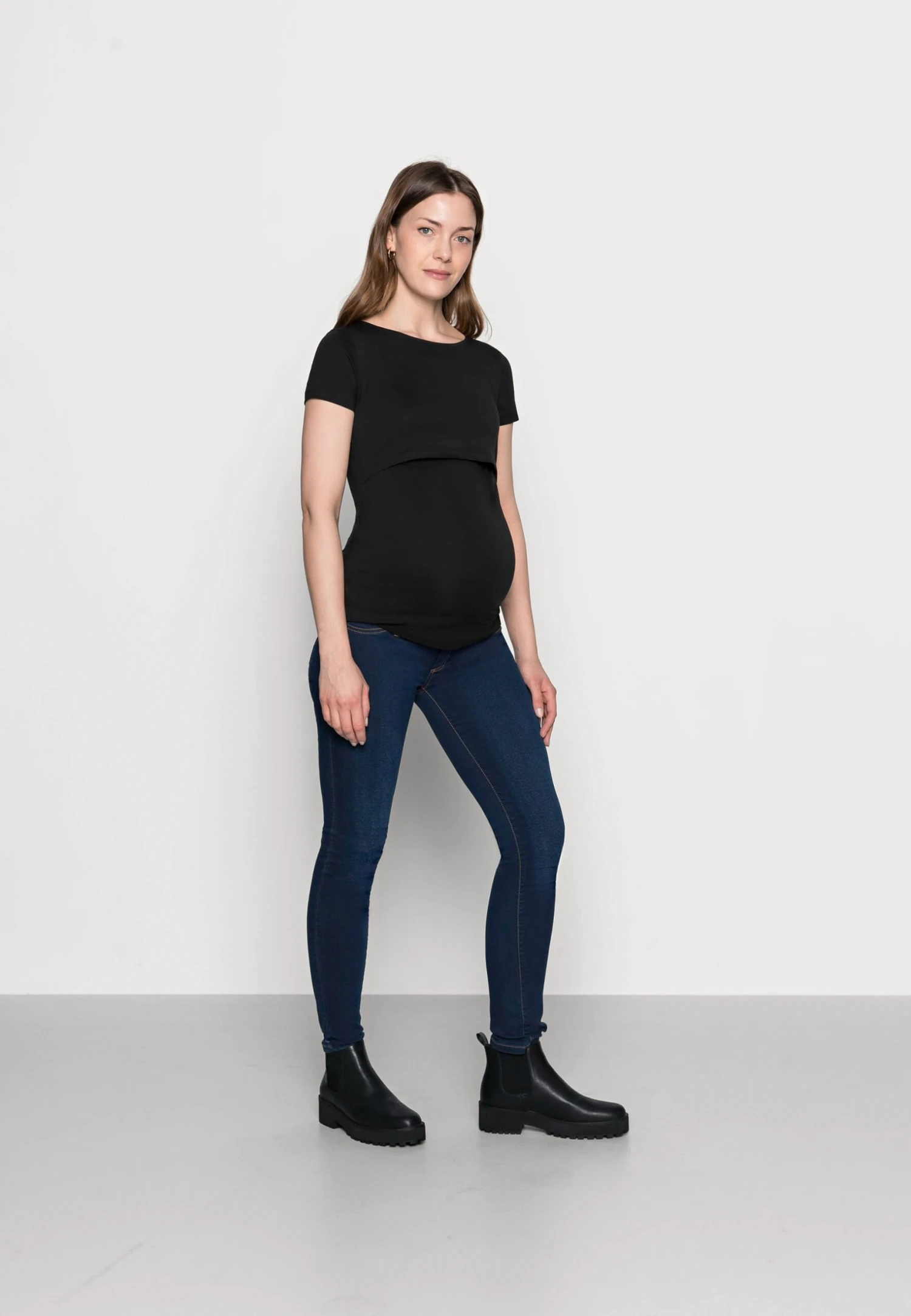 Nursing 2Er Pack - Basic T-Shirt - Camiseta Básica - Dark Blue/Black 1 Nursing 2Er Pack - Basic T-Shirt - Camiseta Básica - Dark Blue/Black