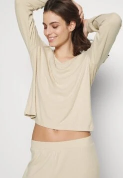 Anna Field Pijama - Off-White 11 Anna Field Pijama - Off-White -Anna Field Ventas 1f950543f22a49e99e0bf827dcb85ca5