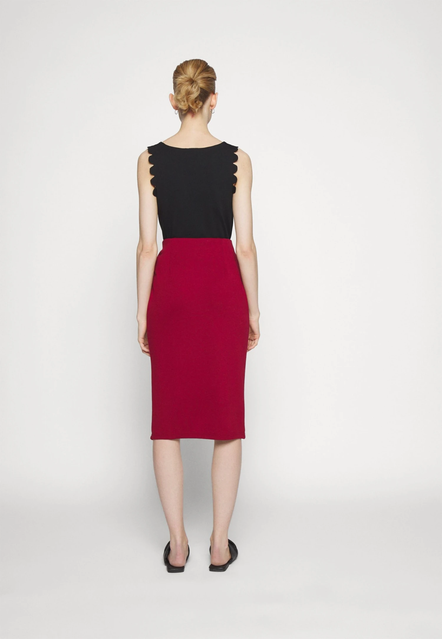Anna Field Falda De Tubo - Dark Red 4 Anna Field Falda De Tubo - Dark Red - Imagen 4