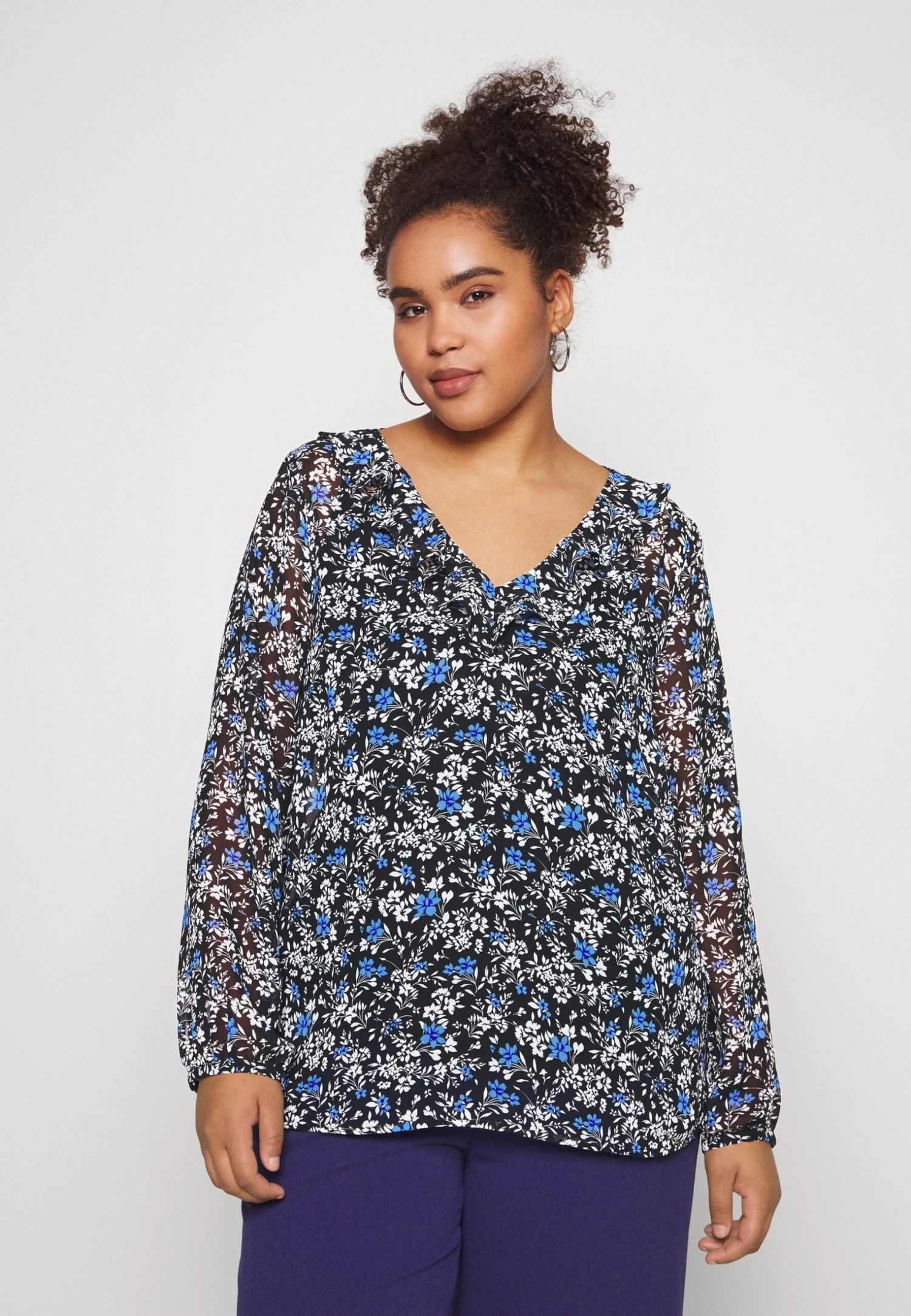 Blusa - Black 1 Blusa - Black