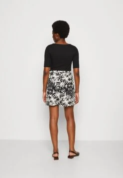 Anna Field Shorts - Black/Off-White -Anna Field Ventas 3a9846adea8c4808a36cdb49e64ed70f