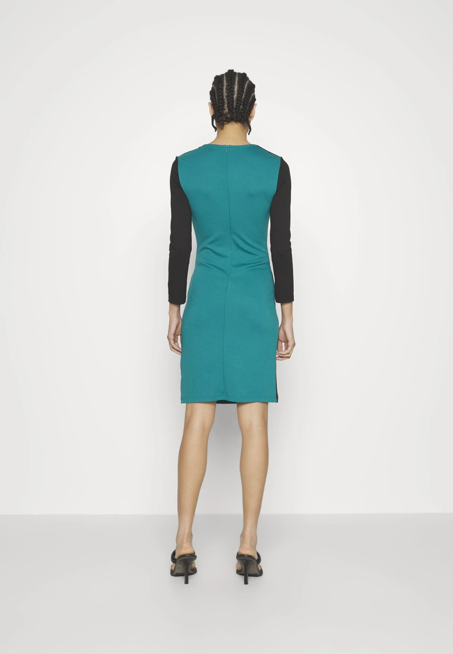 Anna Field Vestido Ligero - Black/Dark Green 4 Anna Field Vestido Ligero - Black/Dark Green - Imagen 4