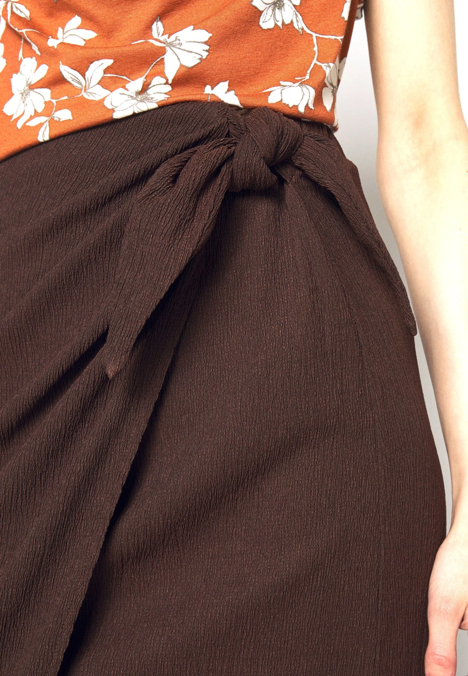 Anna Field Falda Acampanada - Brown 7 Anna Field Falda Acampanada - Brown - Imagen 7