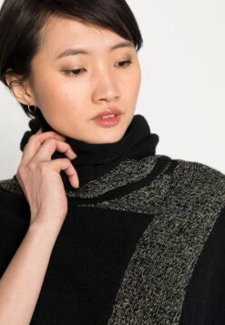 Anna Field Poncho - Black / Gold 9 Anna Field Poncho - Black / Gold -Anna Field Ventas 6fcd65bf26b14654ad581eeb1f69b3b2