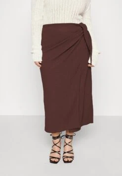 Curvy Textured Sarong Midi Skirt - Falda Cruzada - Brown