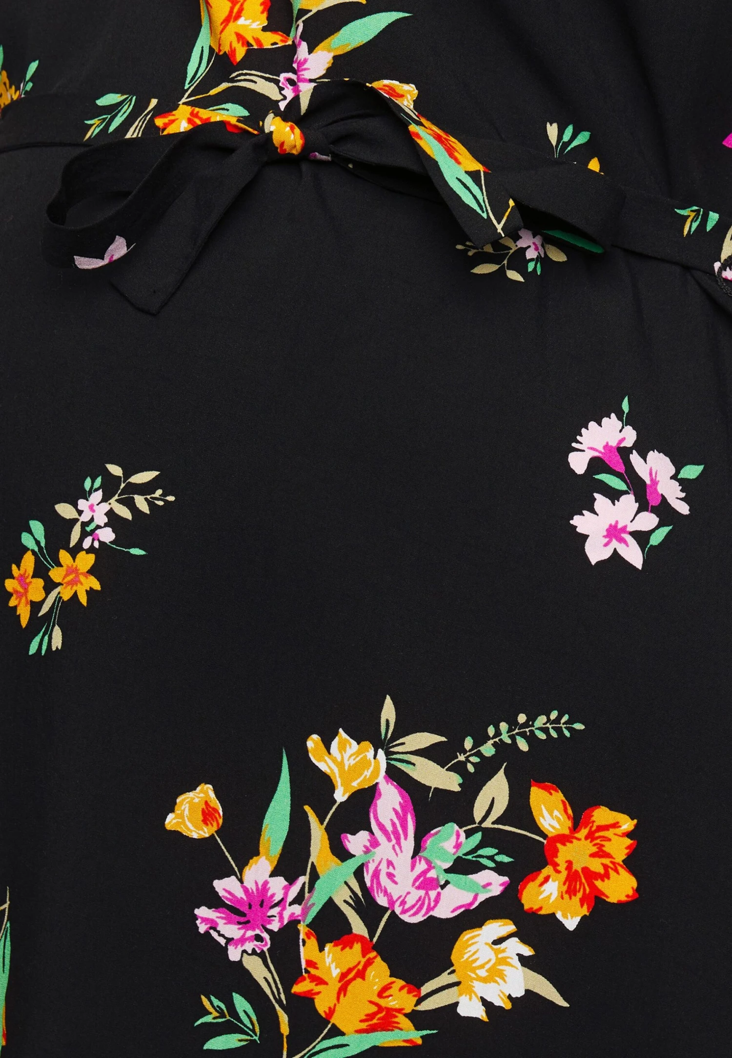 Camiseta Básica - Black/Pink 3 Camiseta Básica - Black/Pink - Imagen 3