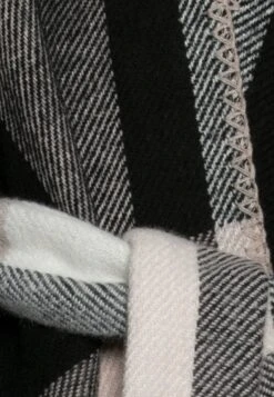 Anna Field Poncho - Black/White 5 Anna Field Poncho - Black/White -Anna Field Ventas acdcb6228802409186154190d6d39bbf