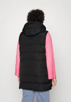 Chaleco - Black 7 Chaleco - Black -Anna Field Ventas b8c91feba4f94079bb96c2c0264af4eb