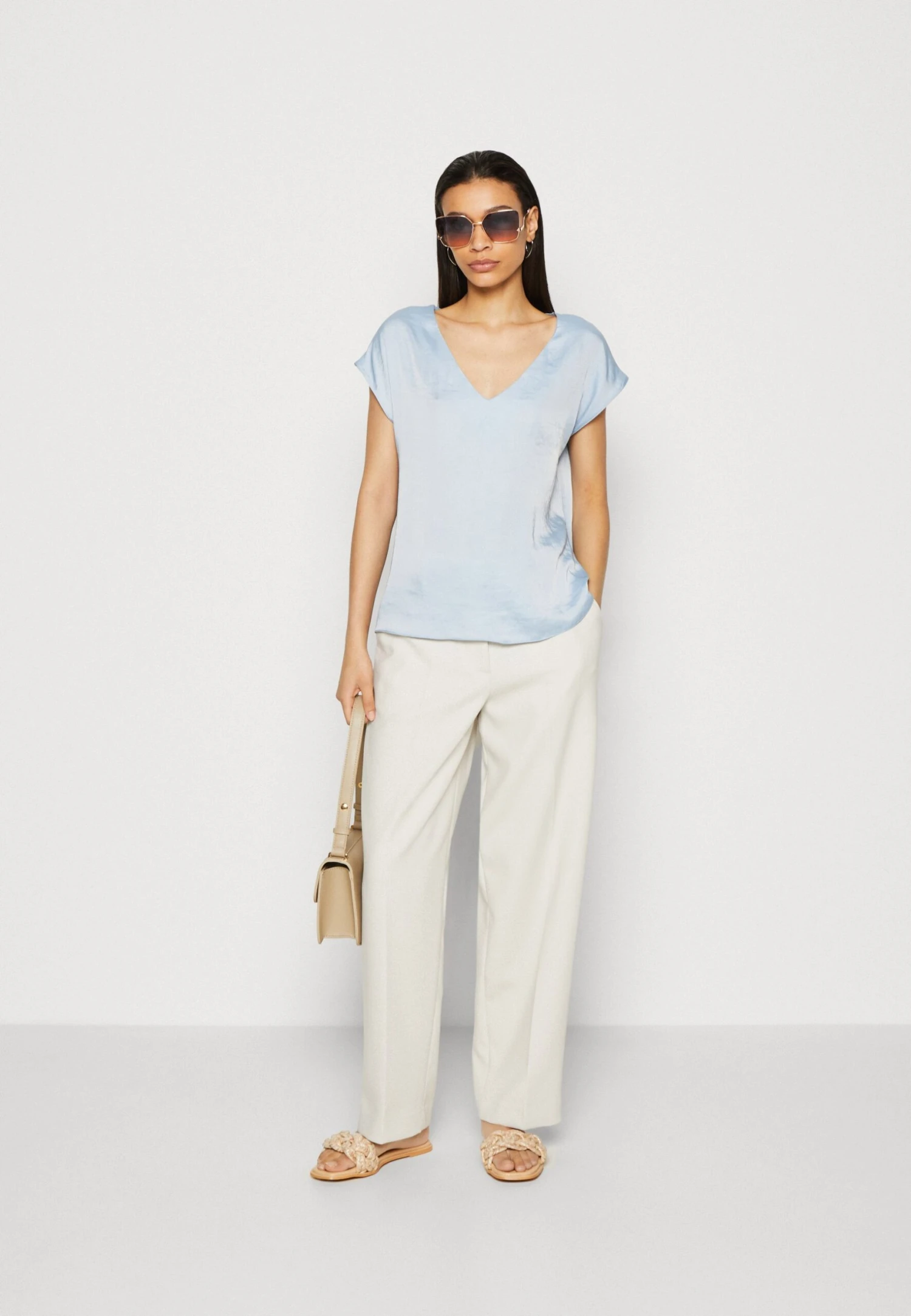 Anna Field Camiseta Básica - Light Blue 2 Anna Field Camiseta Básica - Light Blue - Imagen 2