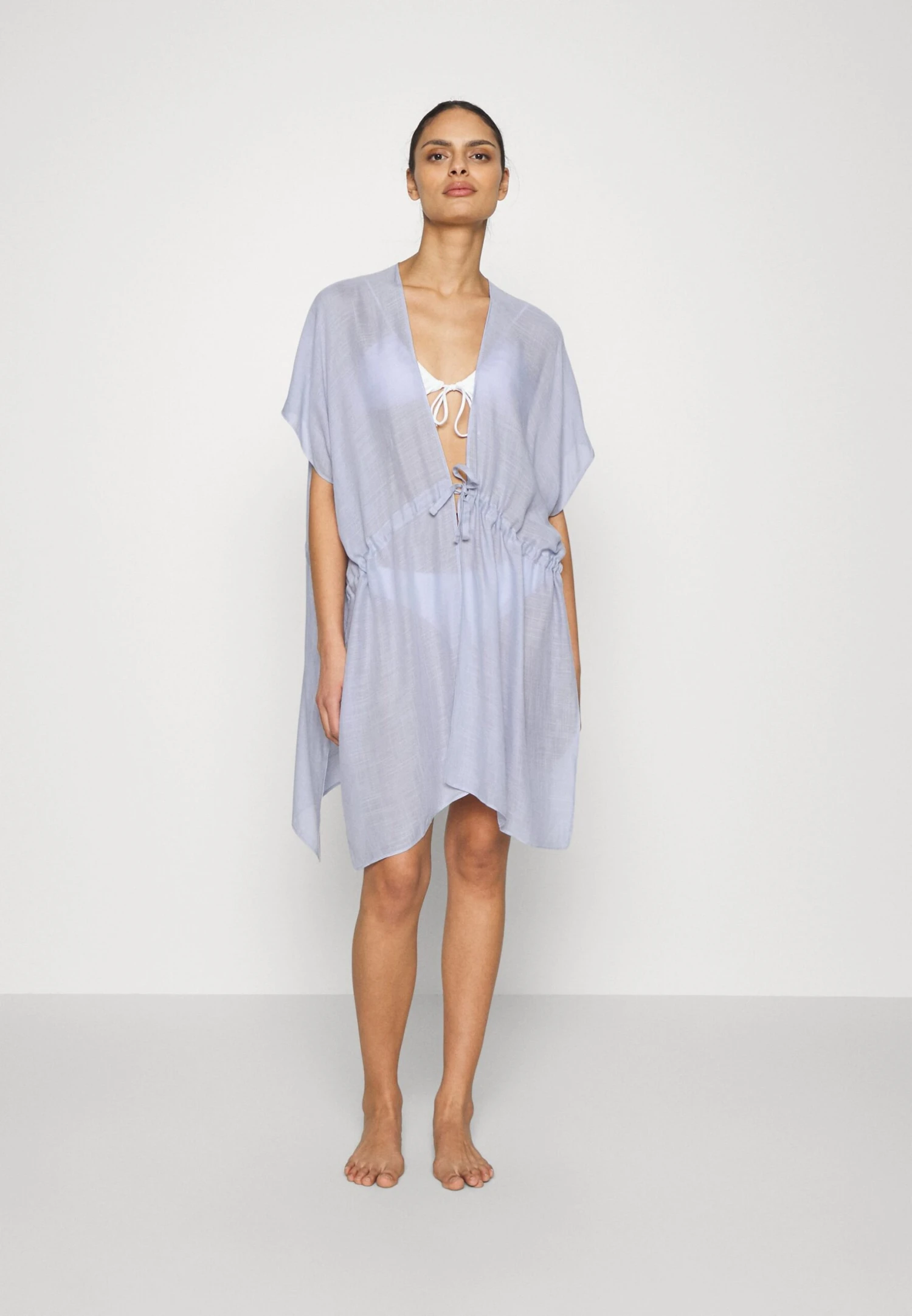 Anna Field Printed Short Kimono / 606 - Khaki_003 - Off-White - Complementos De Playa - 502 - Blue 1 Anna Field Printed Short Kimono / 606 - Khaki_003 - Off-White - Complementos De Playa - 502 - Blue