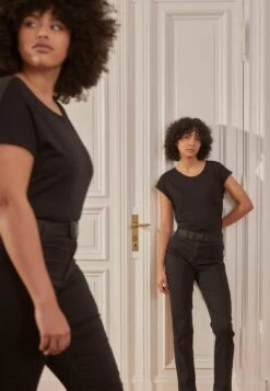 Anna Field Ventas -Anna Field Ventas c25822fe23a841aeb779136c063dc355