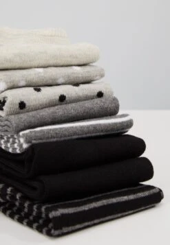 Anna Field 8Pp Spot Stripe- Calcetines - Grey -Anna Field Ventas c4f9f9de7c754216a2ed0c3f542fba9e