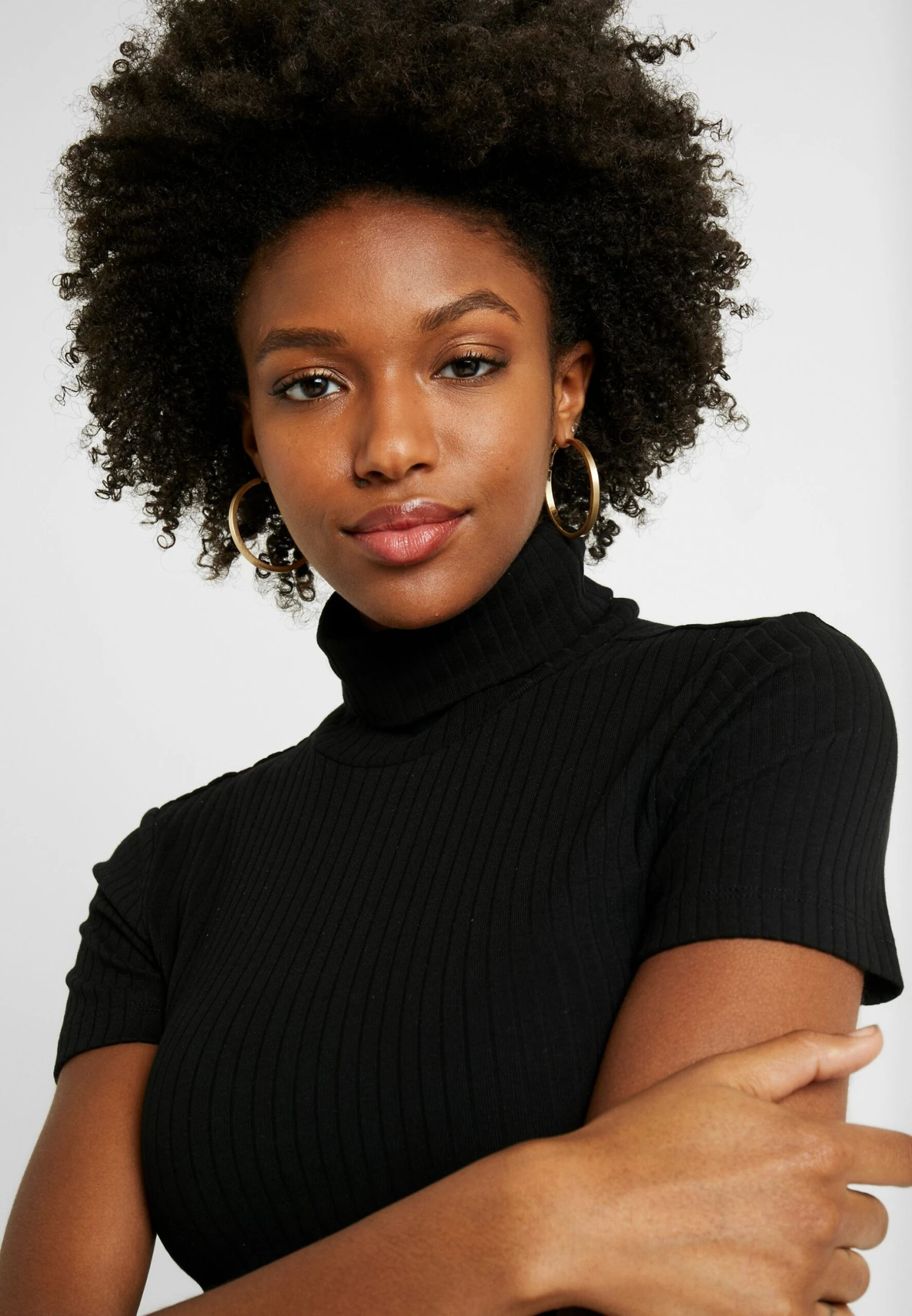 1/2 Sleeve Roll Neck - Camiseta Básica - Black 6 1/2 Sleeve Roll Neck - Camiseta Básica - Black - Imagen 6