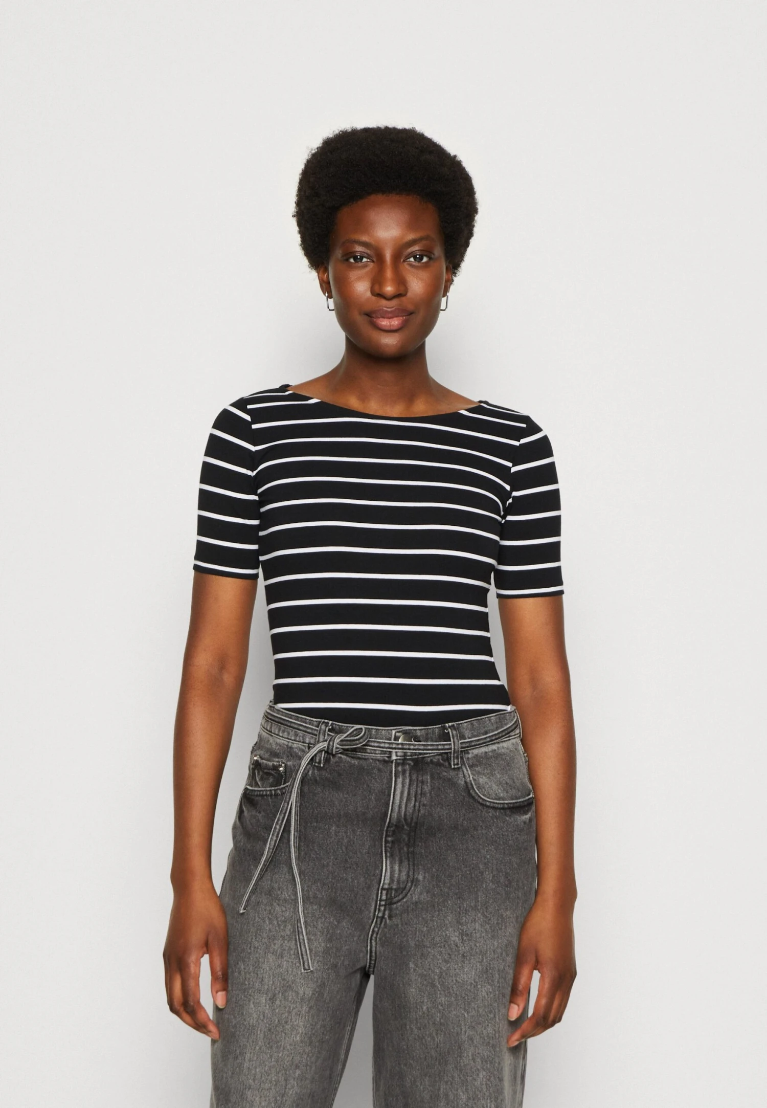 Anna Field Camiseta Estampada - Black/Black 4 Anna Field Camiseta Estampada - Black/Black - Imagen 4