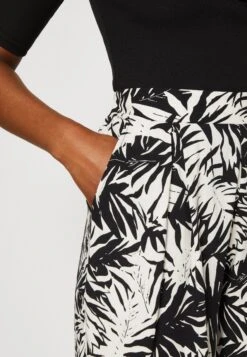 Anna Field Shorts - Black/Off-White -Anna Field Ventas ed4ea5b74138457188b6f733ef8869e5