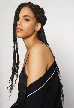 Anna Field Amanda Satin Dressing Gown - Albornoz - Black -Anna Field Ventas eed1478cfddd45b9a2232895a3abc79a