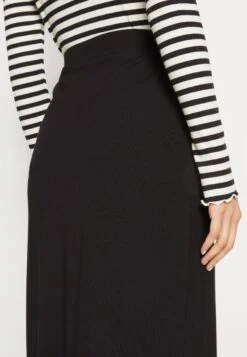 Anna Field Falda Cruzada - Black -Anna Field Ventas ef013203fe3b4bd3a9861918bc26acaa