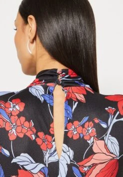 Anna Field Vestido Ligero - Black/Red/Blue 15 Anna Field Vestido Ligero - Black/Red/Blue -Anna Field Ventas f05e7032bfc34bed9844e5adec1a281b