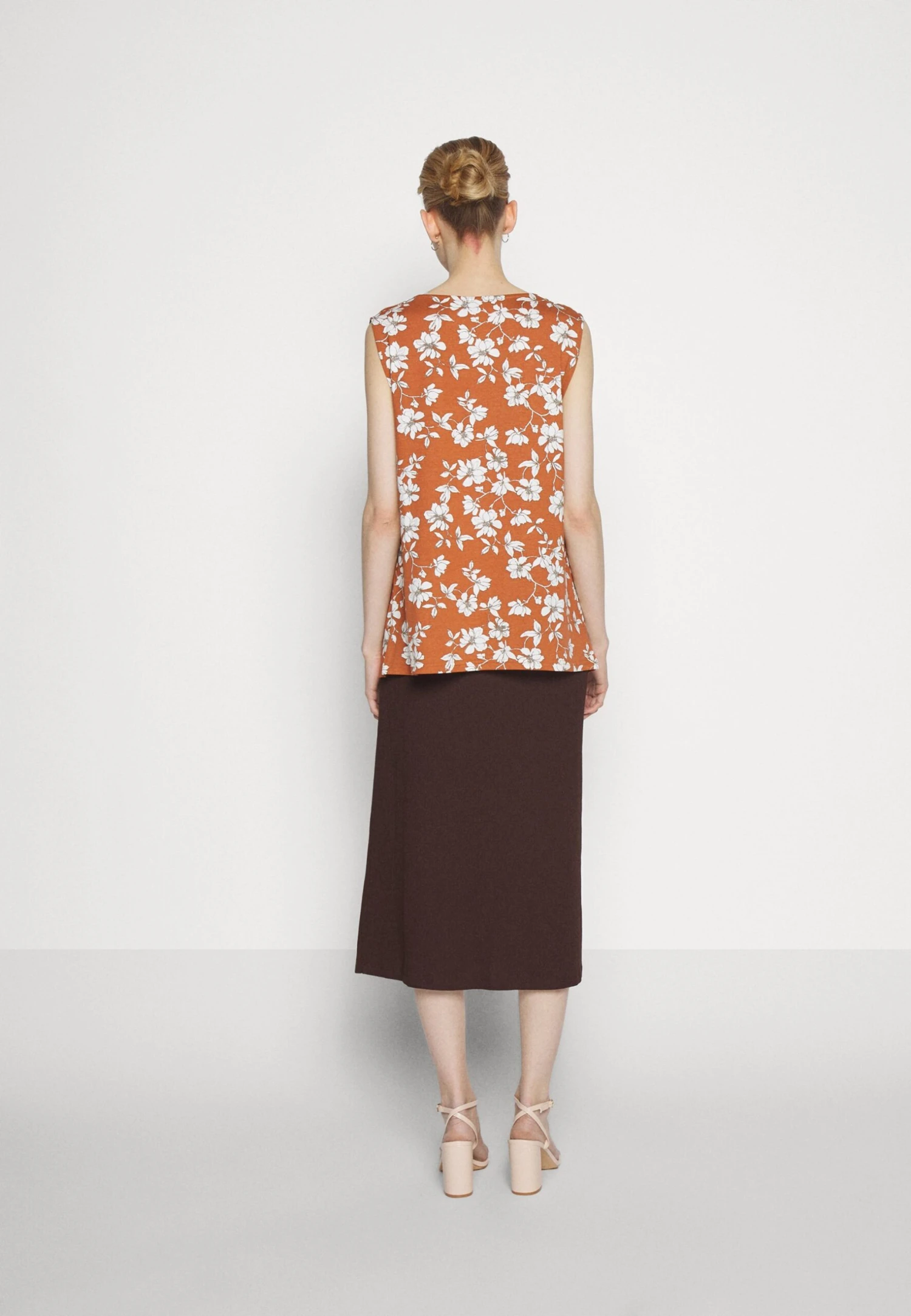 Anna Field Falda Acampanada - Brown 4 Anna Field Falda Acampanada - Brown - Imagen 4